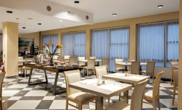 Hotel Augustus