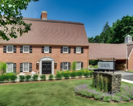 The Ellery Hotels in Hampshire County