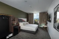 Tryp by Wyndham Pulteney Street Adelaide