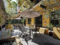 Colmena Hotel Cdmx Centro Hotels near Historic center of Mexico City
