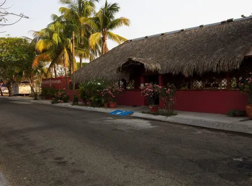 Posada Santa Clara - parking