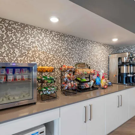 Extended Stay America Premier Suites - Denver International Airport