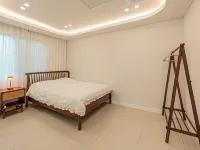 Gyeongju Hanchae Hotels near Sinseonsa Temple