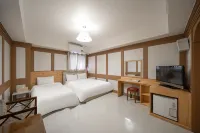 GAIA HOTEL
