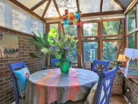 Retreat in Surrey Near Hever Castle Hotels in Lingfield