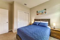 Home < 1-mi Walk to Warm Mineral Springs Park! - WiFi