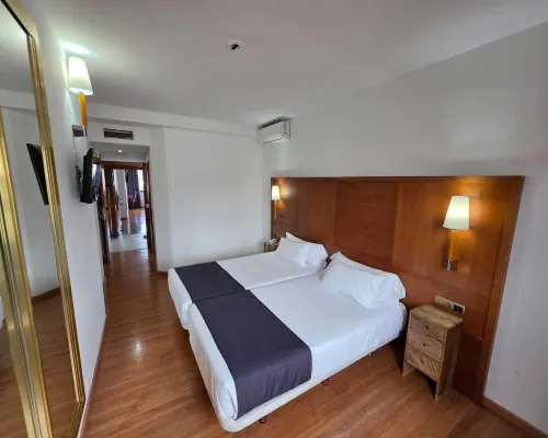 Hotel Saylu Kamar Photos