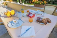 Hotel Poggio Bertino - breakfast