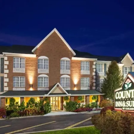 Country Inn & Suites by Radisson, Macedonia, Oh