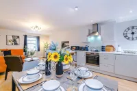 Modern City Centre 3 Bed Apartment Great for Couples