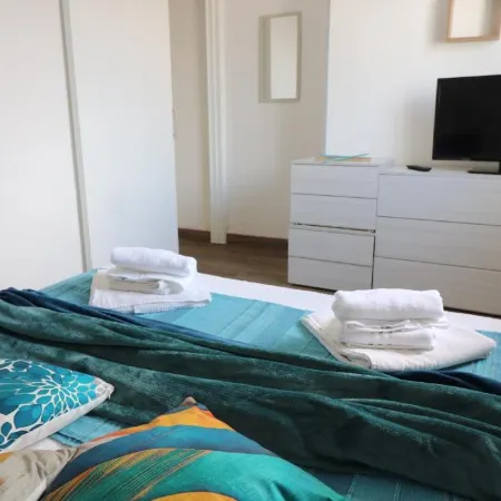 Casa Azzurra Torre dell Orso Stunning Sea View, AC & Free WiFi