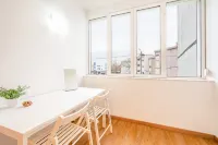 GuestReady - Spacious Apt near Cascais City Centre