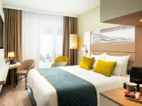 Leonardo Hotel Hamburg Altona Hotels near HSV Museum