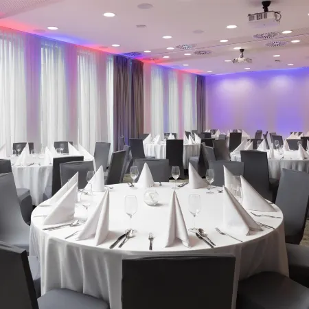 Hampton by Hilton Lodz City Center