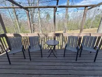 Northwoods Retreat in Eagle River - 3 Bedrooms and 2 Bathrooms - Full Kitchen