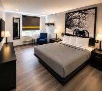 Super 8 by Wyndham Lexington Park/California Area