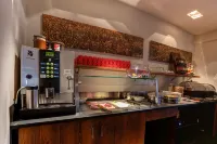 Centro Hotel Stern, Trademark Collection by Wyndham - Breakfast