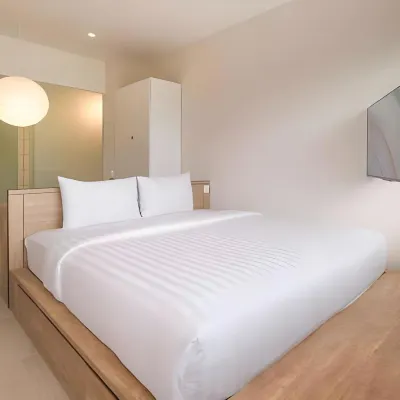 Teduh Simatupang Hotels near Shisha Cafe