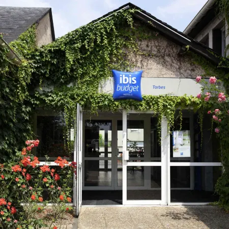 ibis budget Tarbes