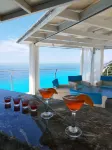 Okeanos Vine Luxury Villa - 5 estrellas