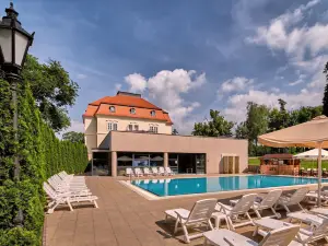 La Contessa Castle Hotel