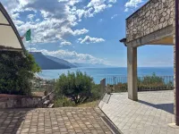 Itaca House - ChiacchioProperty Hotels in Vibonati