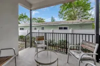 3BR 2.5BA Townhome-10 mins to FTL Beach and Downtown - Water Park