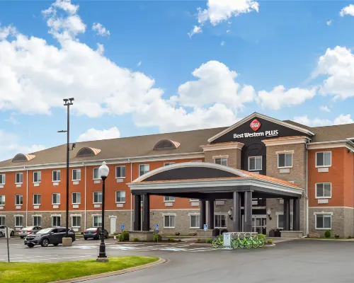 Best Western Plus 1000 Islands Hotel & Suites Hotels in Gananoque