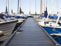 Waterfront Holiday Home in Arnemuiden - 2-Star
