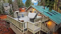 Incline Pines Retreat by Avantstay Private Hot Tub + Wraparound Deck + Views Near Dining and Shops - Country Houses