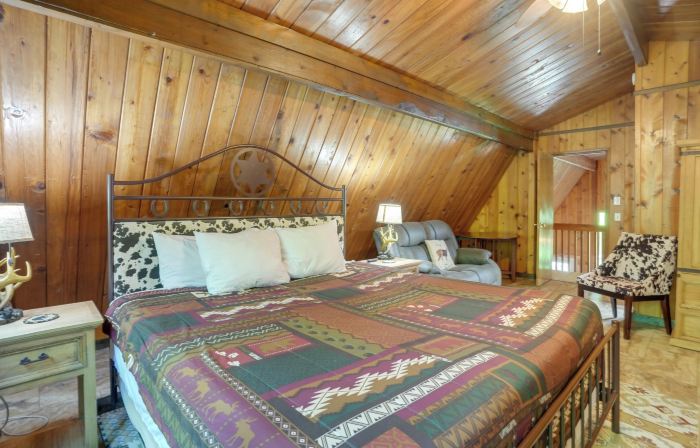 Cozy Cabin Near Massanutten Resort and Water Park!