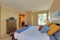 Bend Home: Office, Garage, Parks, Seasonal Pool! - Homestays