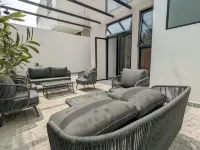 Casa Heredia Hotels near Financial District