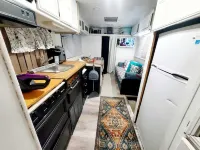 Camper Apt DE Sleeps 3 - بيت ضيافة