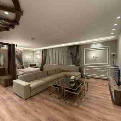 amazing rooftop-studio at abdoun 702 Others