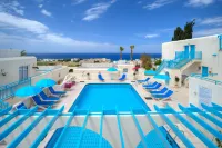 Sunny Hill Hotel Apartments - С бассейном