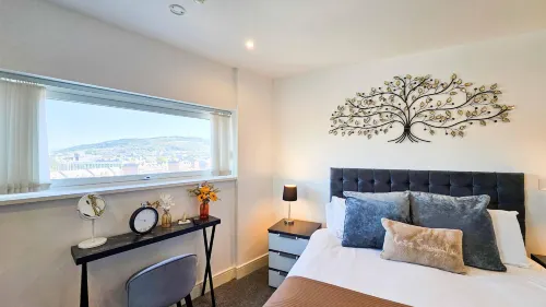 40 Meridian Tower - 1 Bedroom Apartment - Swansea - 4-Star
