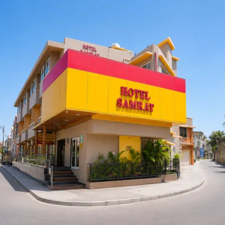 Hotel Samrat