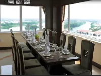 Moonlight Hotel Hue Hotel in zona Torre Flag