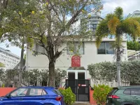 The Pelican Poshtel Hotels near Luis Munoz Marin International Airport