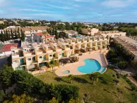 Albufeira Poolside Family Vila - Kolam Renang