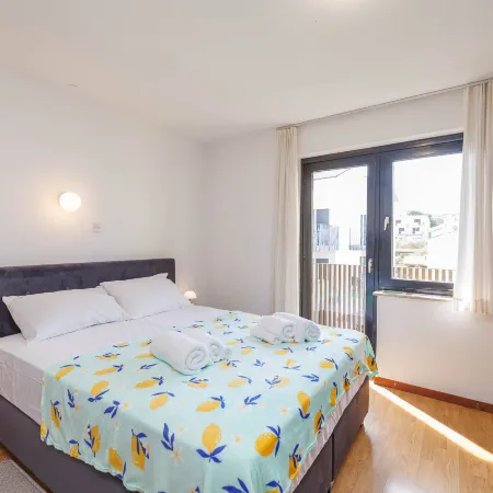Charming Studio Rental with Garden View in Malinska, Croatia