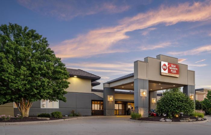 Best Western Plus Dubuque Hotel  Conference Center
