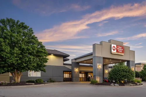Best Western Plus Dubuque Hotel  Conference Center - Gym