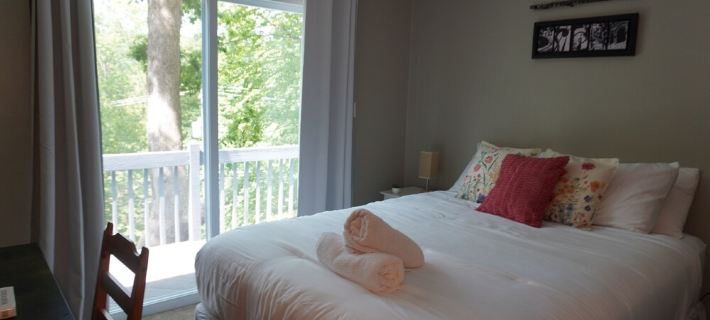 Poconos Top Rated Resort - Saw Creek Estates Hotels in Pike County