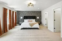 The Vista Sleeps 14 Hot Tub Arcade Views - Homestays
