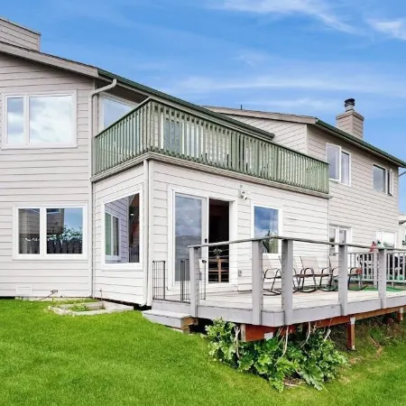 Elegant Anchorage Lakehouse w/ Direct Water Access