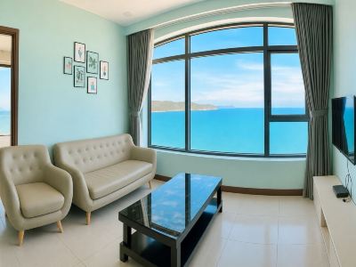 HQH Sea View Apartment