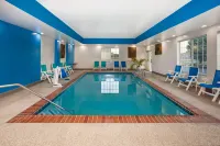 La Quinta Inn & Suites by Wyndham Springfield IL - 2-Star