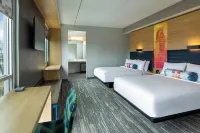 Aloft Louisville East - bar